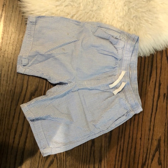 Combo Grey Carter’s kids Sweatpants and H&M Blue and White Shorts - Picture 3 of 7